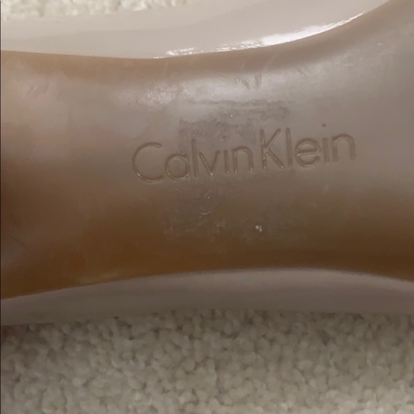 Heels - Picture 3 of 7